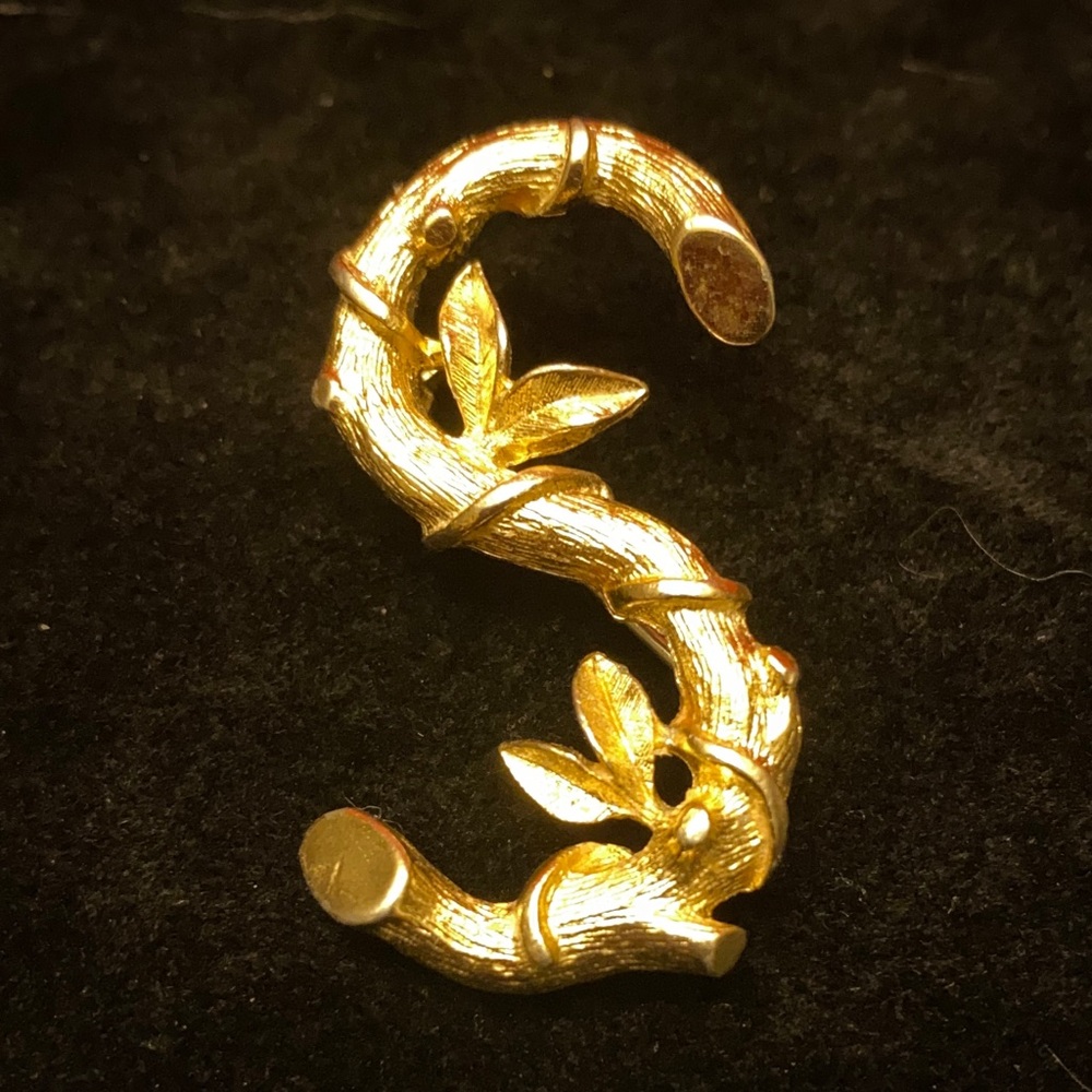 Vintage Signed Sarah Coventry Signed Letter S Brooch